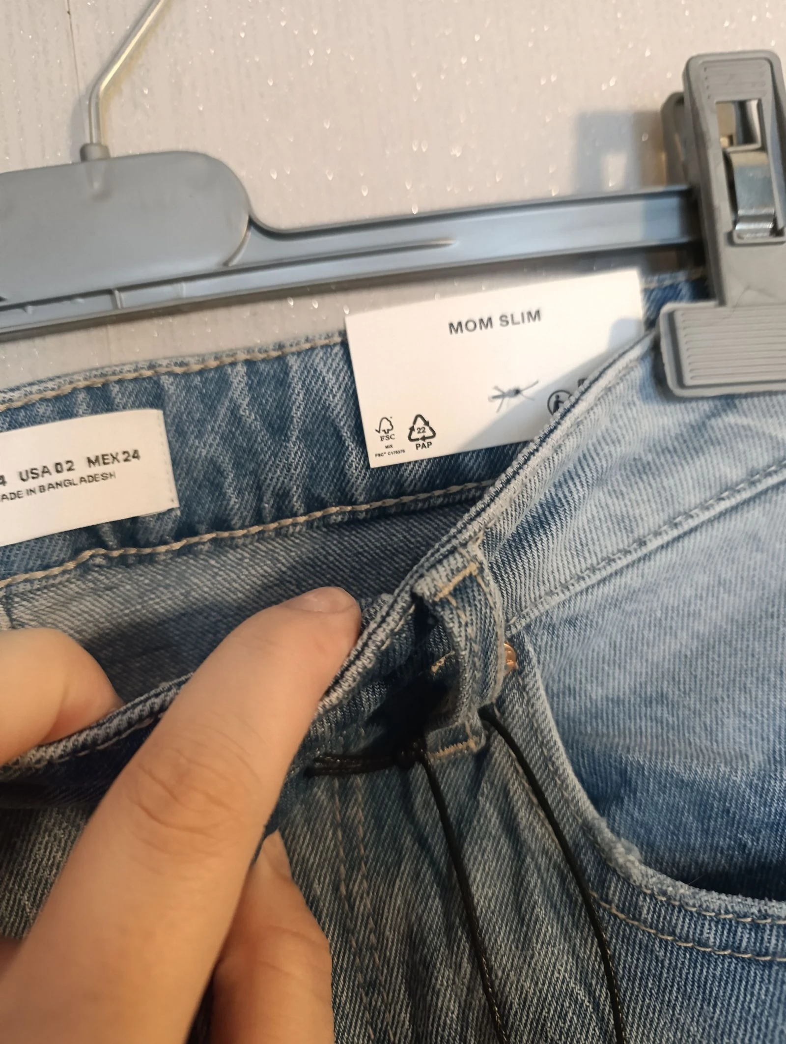 Jean Mom Slim Bershka Nuevo con etiqueta - Talla 34 (XS) – photo 3